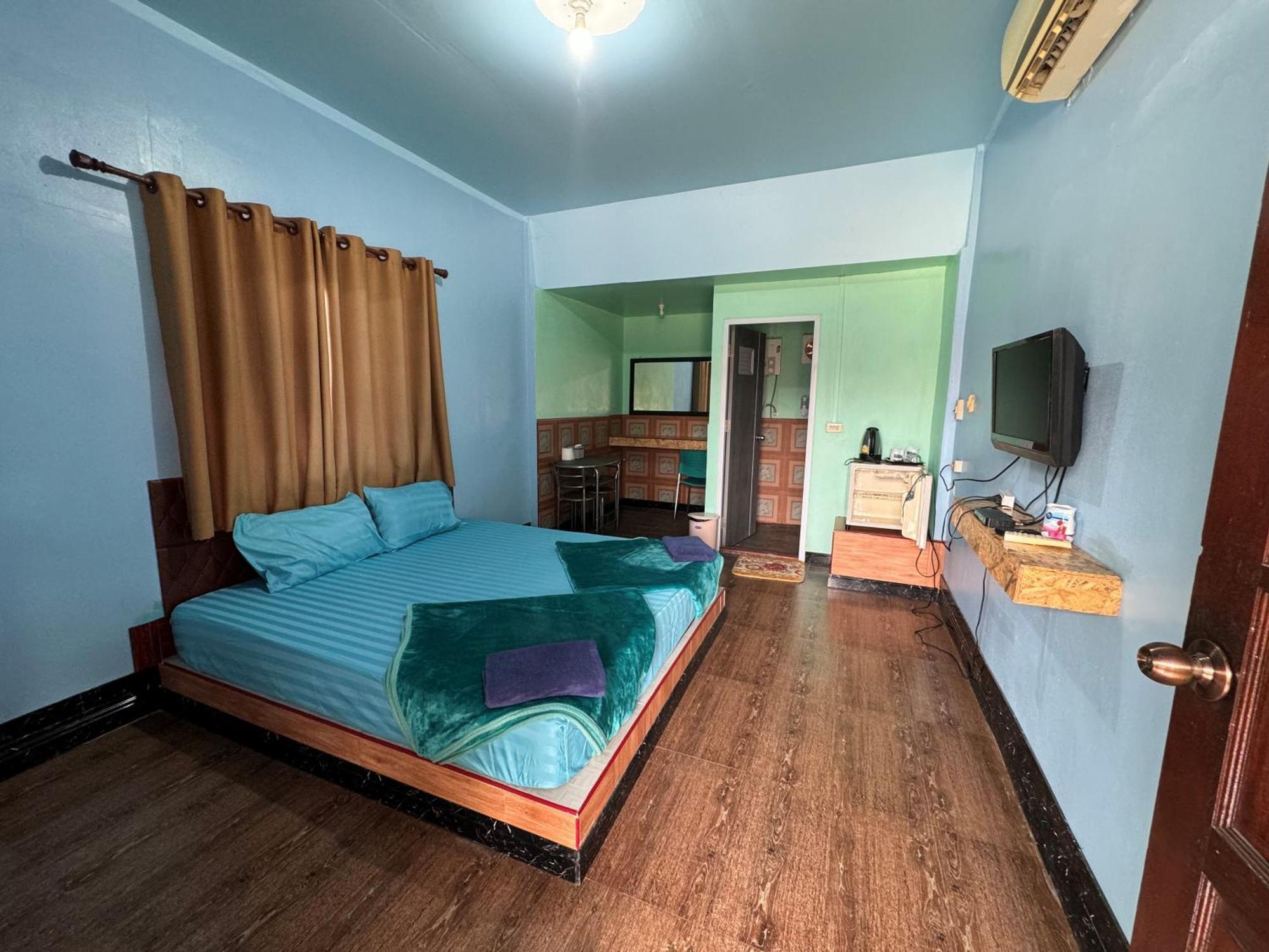 Busby Resort Ban Ta Phraya エクステリア 写真